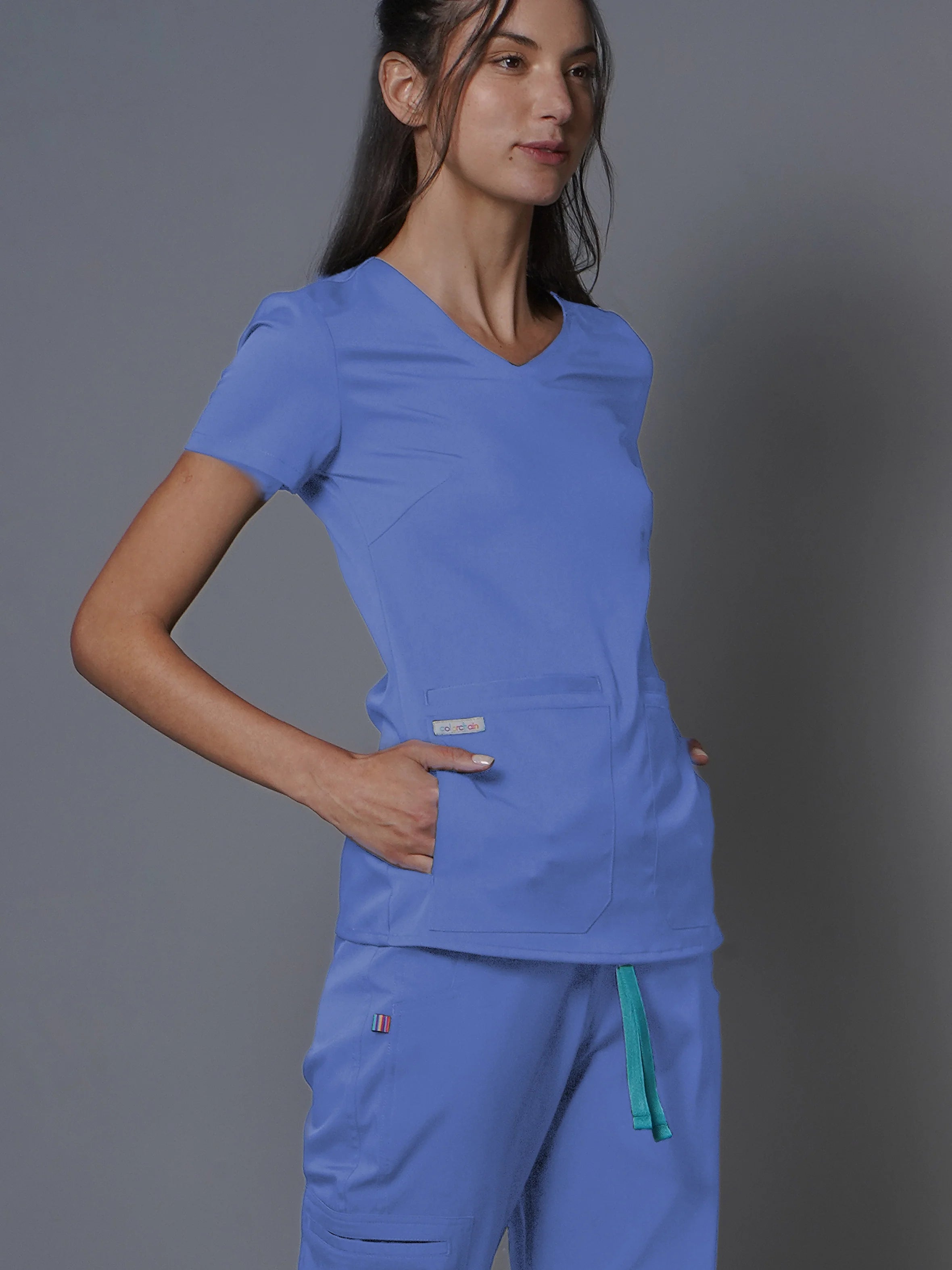 Top Copacabana Blue Lila. Top uniforme médico para mujer. 