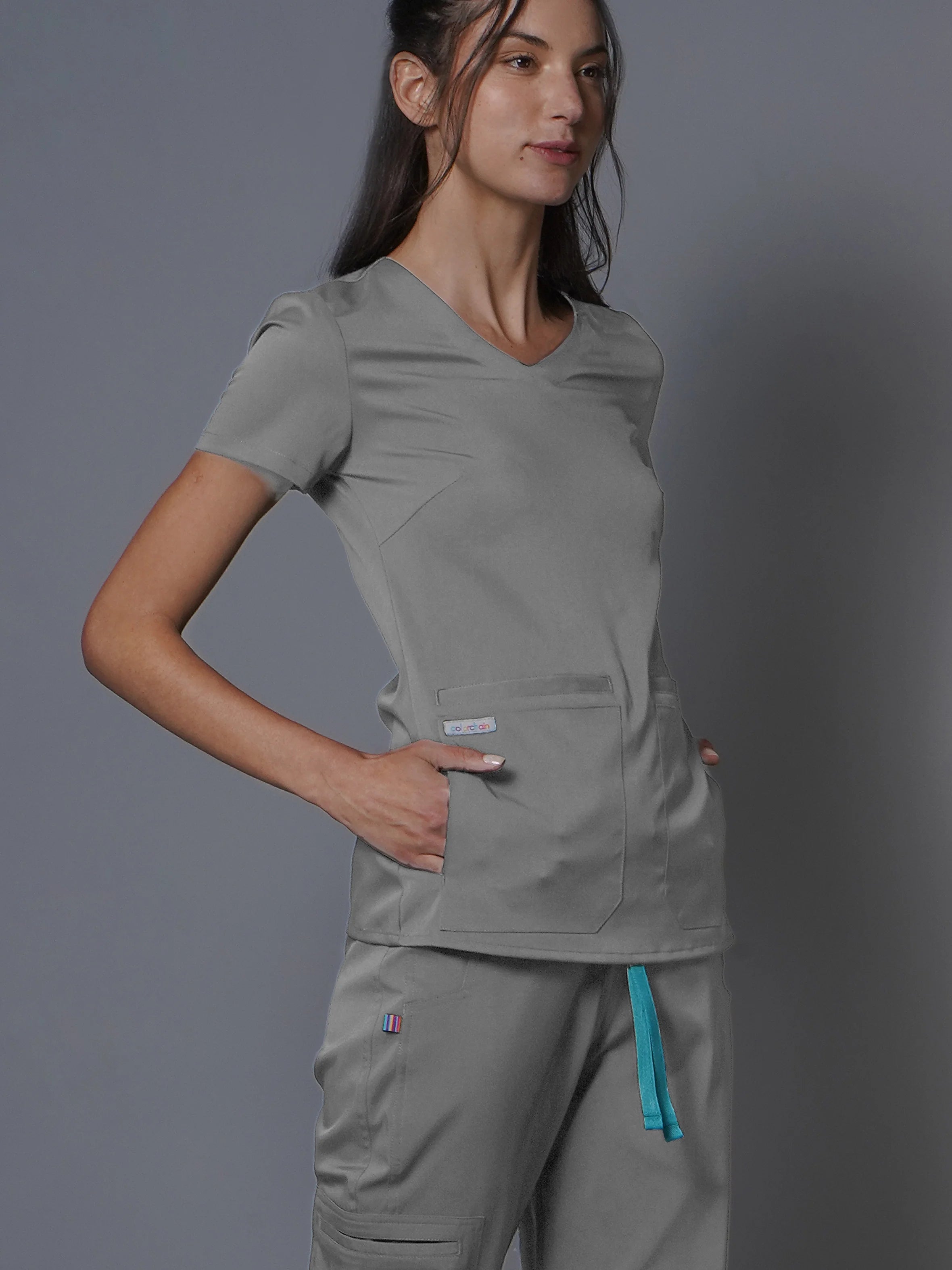 Top Copacabana Cemento. Top uniforme médico para mujer. 