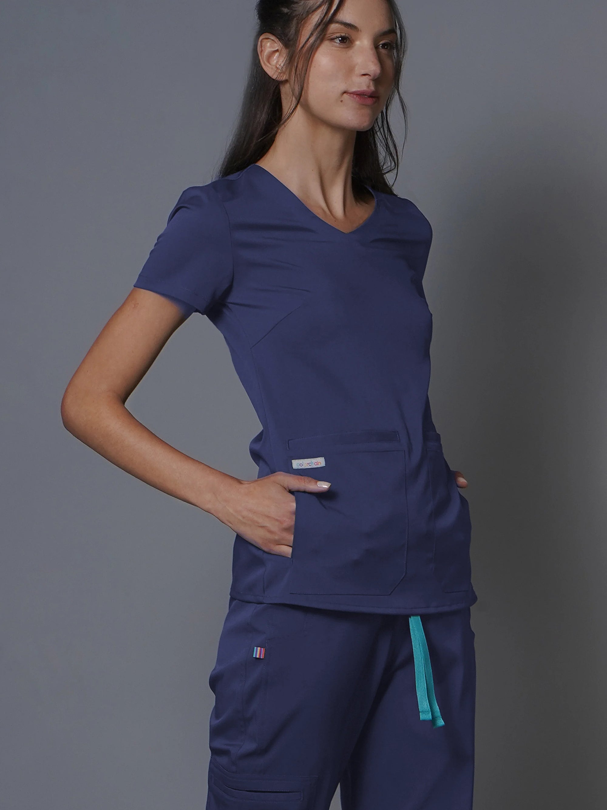 Top Copacabana Cobalto. Top uniforme médico para mujer. 