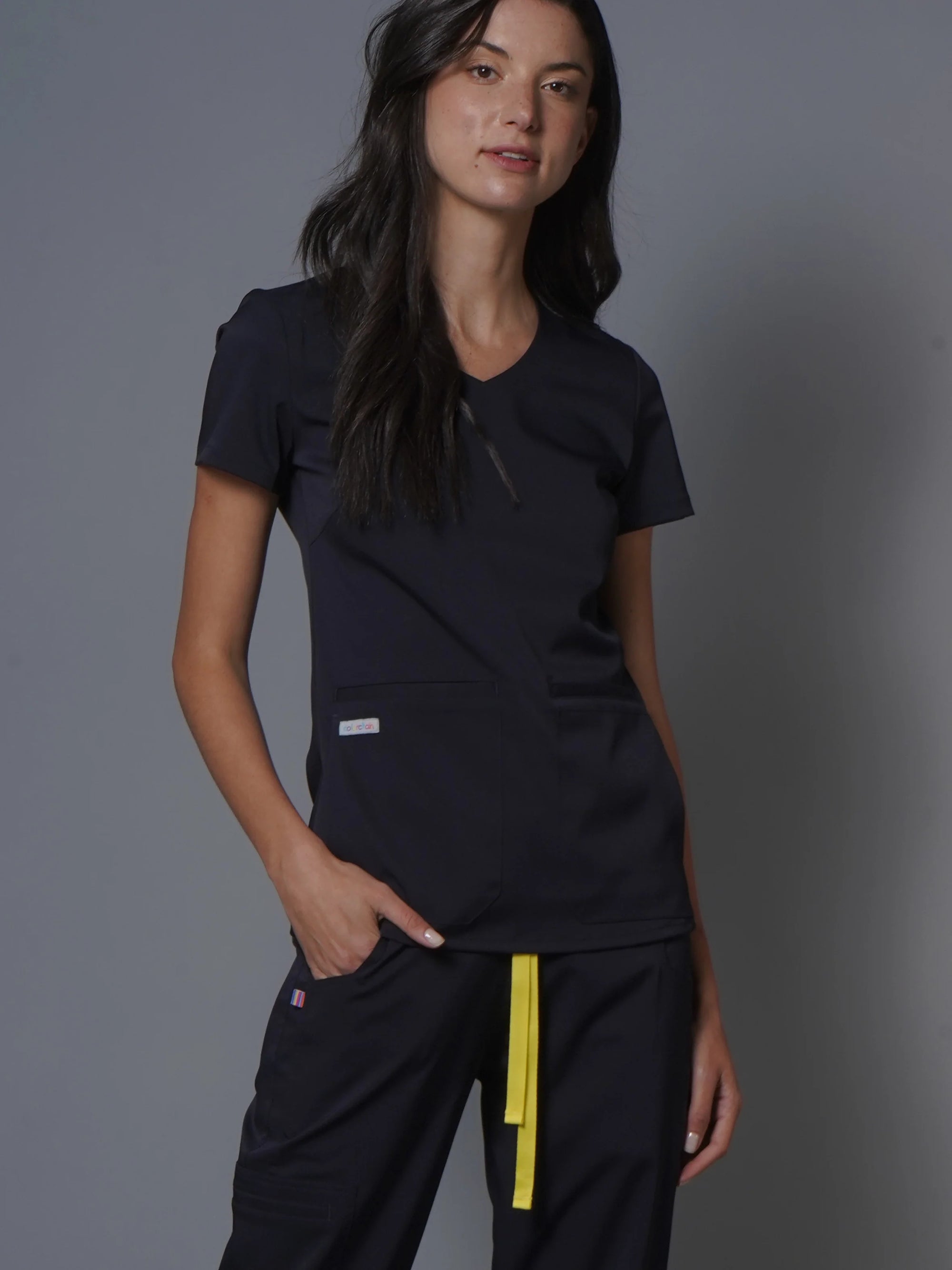 Top Copacabana Ultramar. Top uniforme médico para mujer. 