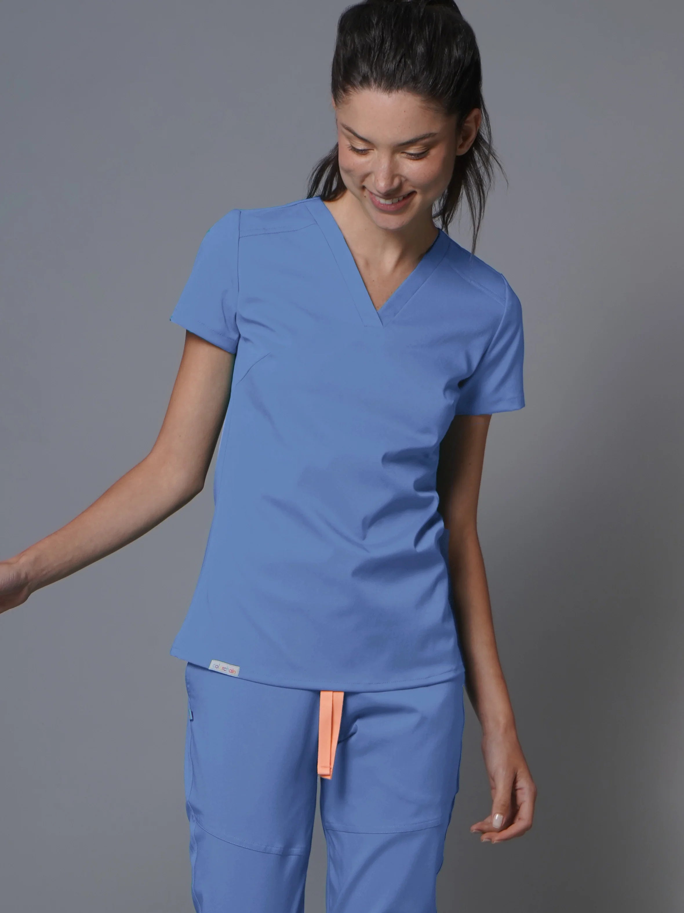Top Marsella Blue Lila. Top uniforme médico para mujer.